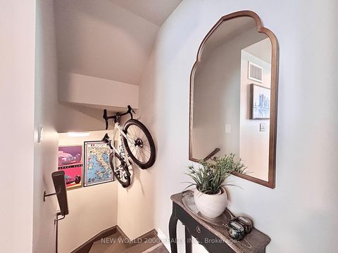 Photo 2 at 123 - 32 Fieldway Road, City Centre West, Toronto