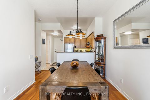Photo 7 at 412 - 455 Rosewell Avenue, Lawrence Park South, Toronto