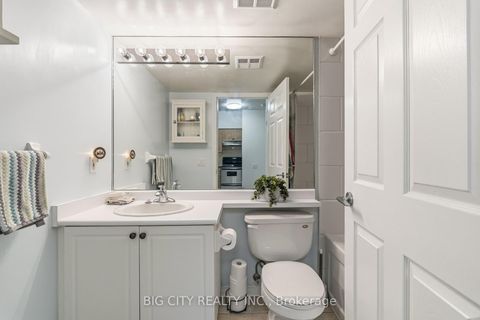 Photo 14 at 412 - 455 Rosewell Avenue, Lawrence Park South, Toronto