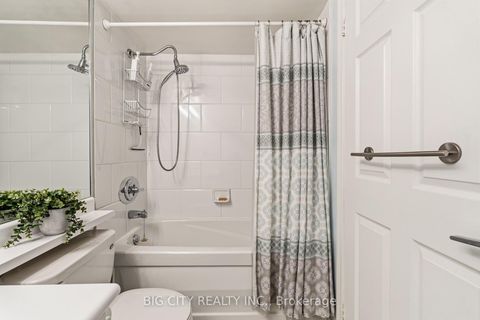 Photo 15 at 412 - 455 Rosewell Avenue, Lawrence Park South, Toronto