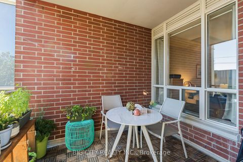 Photo 16 at 412 - 455 Rosewell Avenue, Lawrence Park South, Toronto