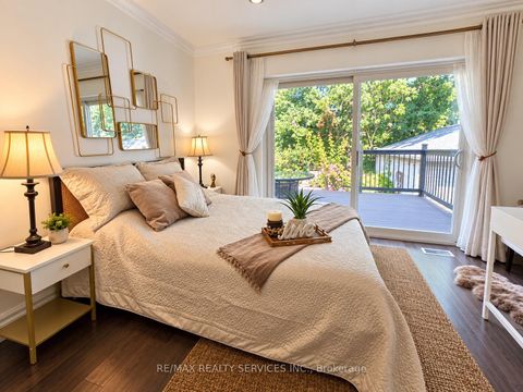 Photo 10 at 21 Mcintosh Avenue, Queensway, Toronto