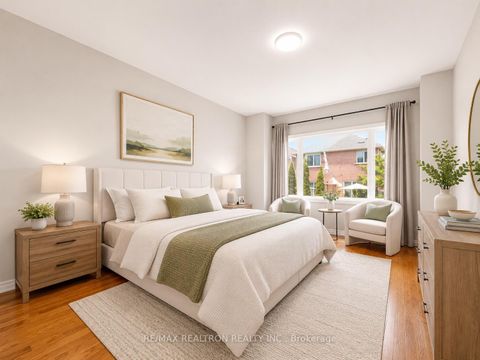 Photo 19 at 134 Humberland Drive, Oak Ridges, Richmond Hill
