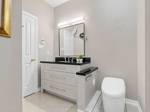 Photo 26 at 134 Humberland Drive, Oak Ridges, Richmond Hill