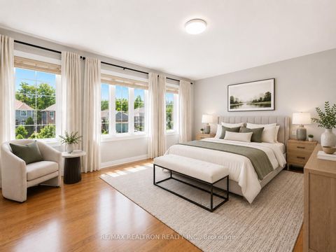 Photo 30 at 134 Humberland Drive, Oak Ridges, Richmond Hill