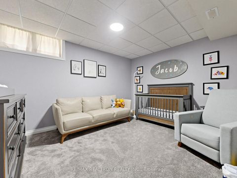 Photo 40 at 134 Humberland Drive, Oak Ridges, Richmond Hill