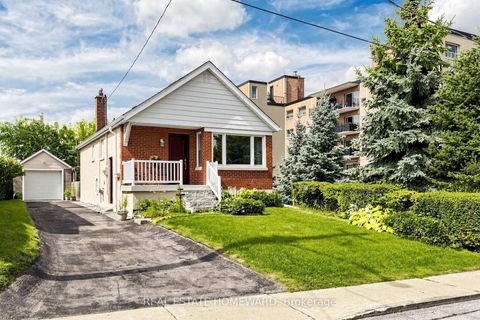 Photo 1 at 120 Pitt Avenue, Birchmount, Toronto