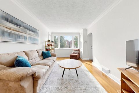 Photo 7 at 120 Pitt Avenue, Birchmount, Toronto