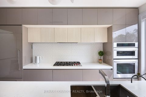 Photo 18 at 164 Aldwych Avenue, East York, Toronto