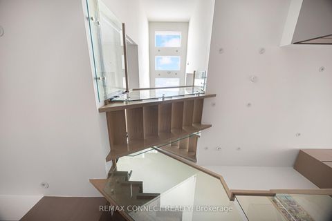 Photo 22 at 164 Aldwych Avenue, East York, Toronto