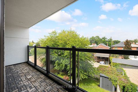 Photo 36 at 164 Aldwych Avenue, East York, Toronto