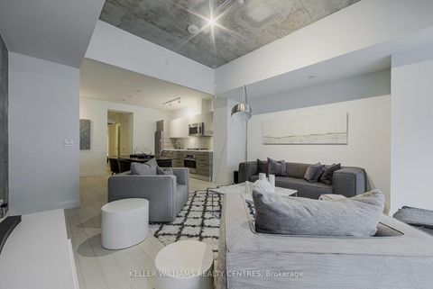 Photo 10 at 501 - 224 King Street West Street W, Waterfront Communities C1, Toronto