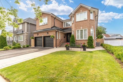 Photo 1 at 7 Mendip Crescent, Dorset Park, Toronto