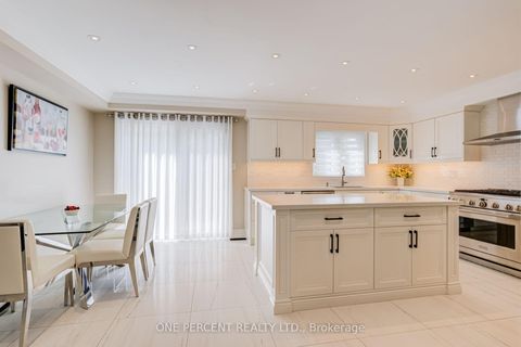 Photo 9 at 7 Mendip Crescent, Dorset Park, Toronto