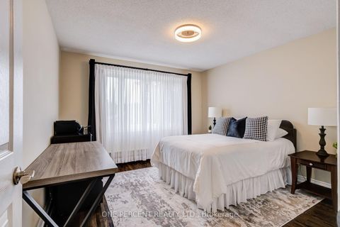 Photo 28 at 7 Mendip Crescent, Dorset Park, Toronto