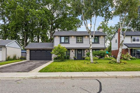 Photo 1 at 69 Nisbet Drive, Aurora Highlands, Aurora