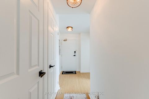 Photo 3 at 304 - 716 Kingston Road, The Beaches, Toronto