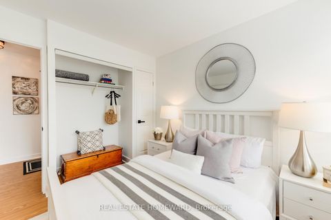 Photo 8 at 304 - 716 Kingston Road, The Beaches, Toronto