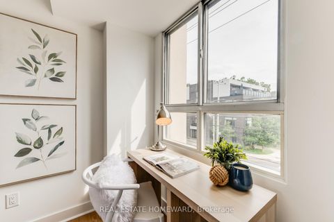 Photo 14 at 304 - 716 Kingston Road, The Beaches, Toronto