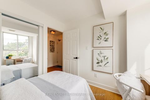 Photo 15 at 304 - 716 Kingston Road, The Beaches, Toronto