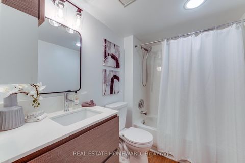 Photo 17 at 304 - 716 Kingston Road, The Beaches, Toronto