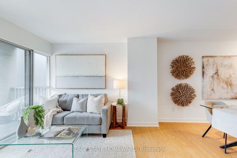 Photo 18 at 304 - 716 Kingston Road, The Beaches, Toronto