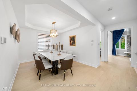 Photo 17 at 101 Ravine Edge Drive, Jefferson, Richmond Hill