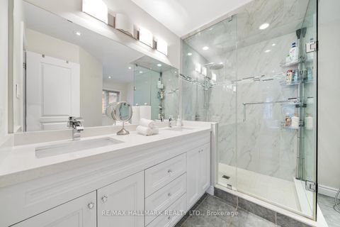 Photo 20 at 101 Ravine Edge Drive, Jefferson, Richmond Hill