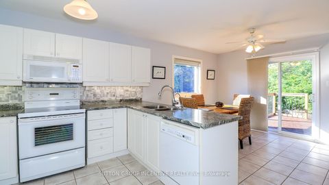 Photo 7 at 28 Brookfield Crescent, Bayshore, Barrie