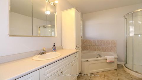 Photo 11 at 28 Brookfield Crescent, Bayshore, Barrie