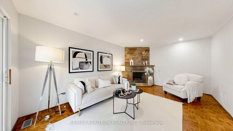 Photo 9 at 41 Beardmore Crescent, Steeles, Toronto