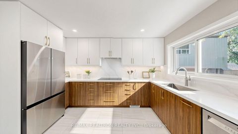 Photo 11 at 41 Beardmore Crescent, Steeles, Toronto