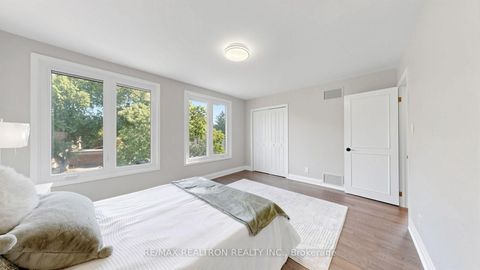 Photo 27 at 41 Beardmore Crescent, Steeles, Toronto