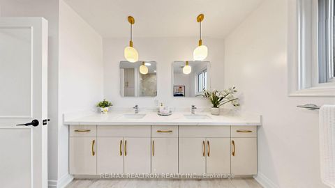 Photo 32 at 41 Beardmore Crescent, Steeles, Toronto