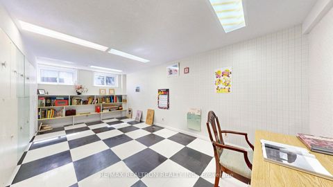 Photo 38 at 41 Beardmore Crescent, Steeles, Toronto