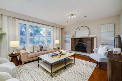 Photo 17 at 93 Poplar Heights Drive, Humber Valley, Toronto