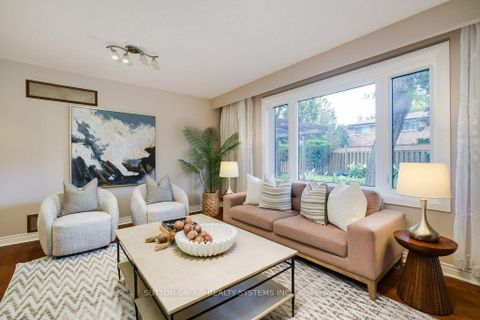 Photo 19 at 93 Poplar Heights Drive, Humber Valley, Toronto