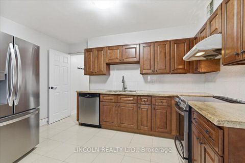 Photo 10 at PH-09 - 55 Bamburgh Circle, Steeles, Toronto