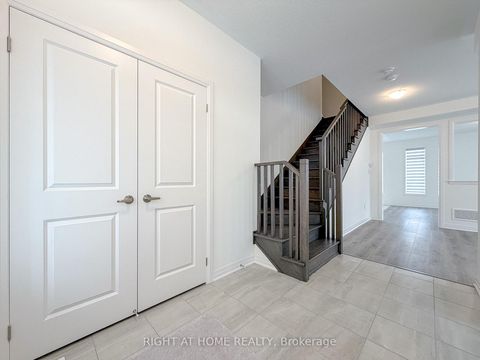 Photo 4 at 2 Sagewood Avenue, Rural Barrie Southeast, Barrie