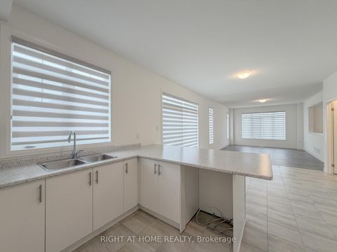 Photo 19 at 2 Sagewood Avenue, Rural Barrie Southeast, Barrie