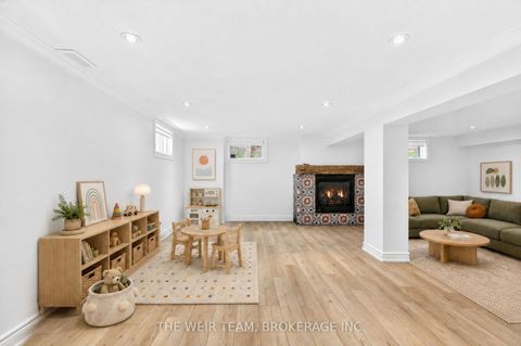 Photo 36 at 92 Gradwell Drive, Cliffcrest, Toronto