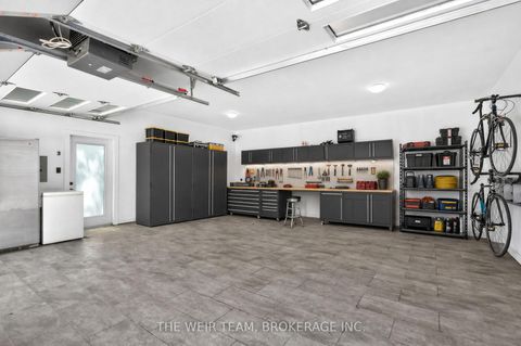 Photo 42 at 92 Gradwell Drive, Cliffcrest, Toronto