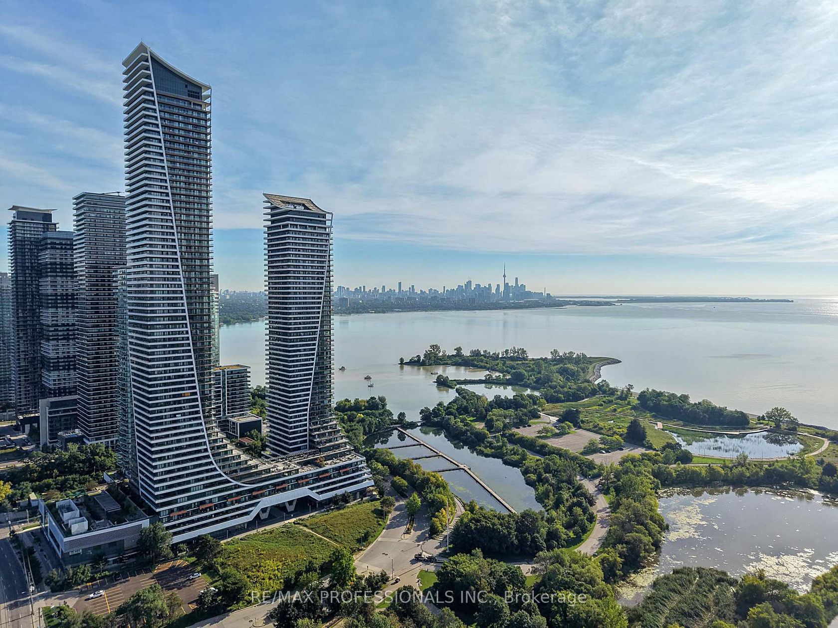 2418 - 30 Shore Breeze Drive, Mimico, Toronto photo number 2
