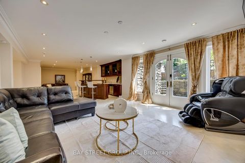 Photo 39 at 56 Winchester Lane, South Richvale, Richmond Hill