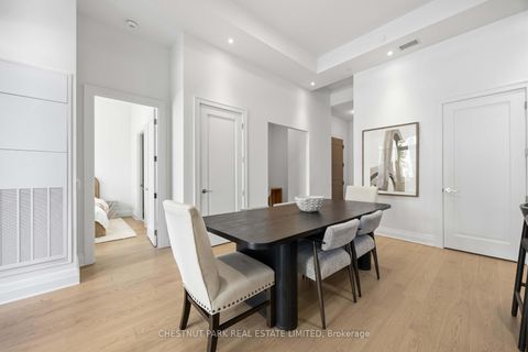 Photo 5 at 101 - 2 Forest Hill Road, Forest Hill South, Toronto