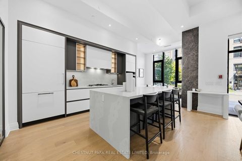 Photo 7 at 101 - 2 Forest Hill Road, Forest Hill South, Toronto
