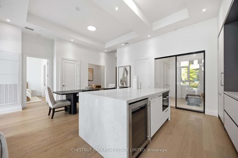 Photo 10 at 101 - 2 Forest Hill Road, Forest Hill South, Toronto