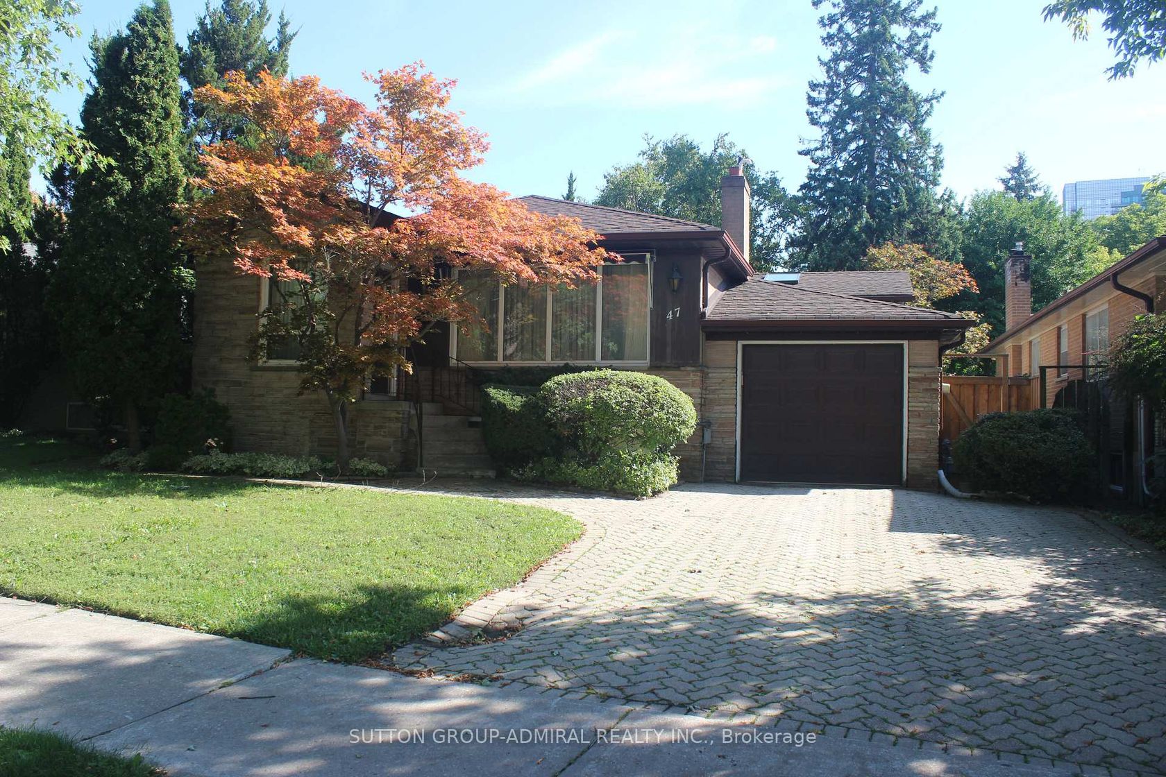 47 Talbot Road, Newtonbrook West, Toronto photo number 2