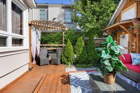 Photo 38 at 29 Denison Avenue, Chinatown, Toronto