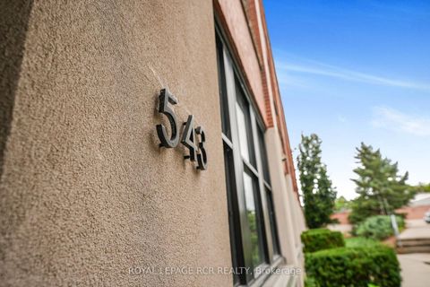 Photo 2 at 207 - 543 Timothy Street, Central Newmarket, Newmarket